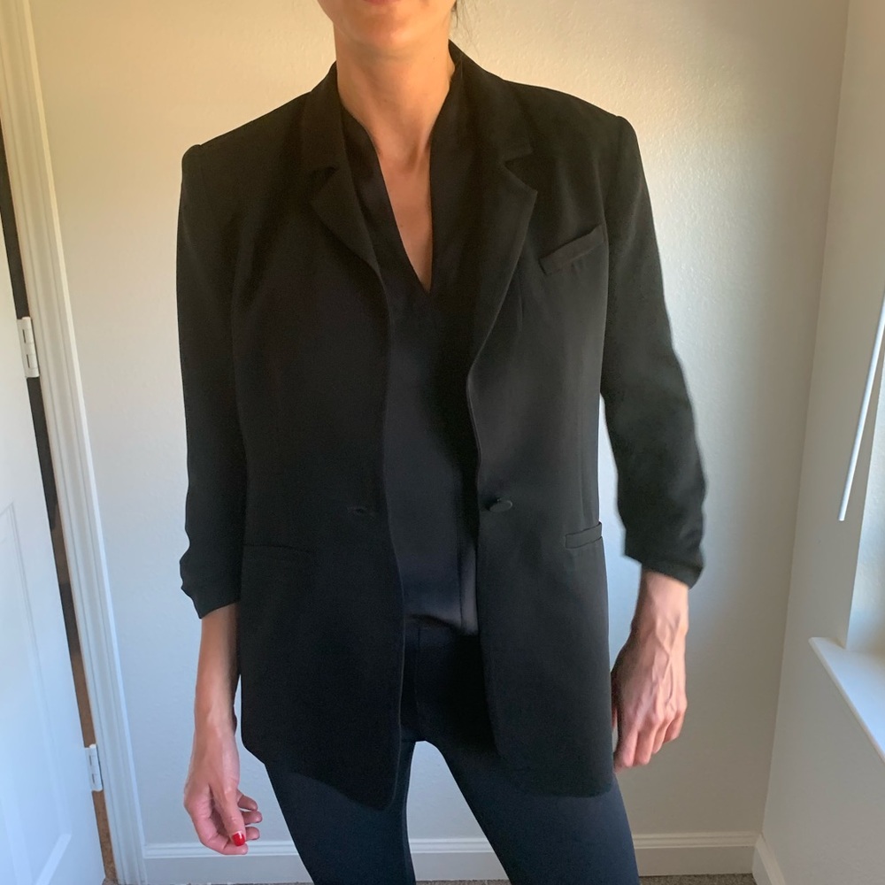 Classic longer length blazer, work to casual!